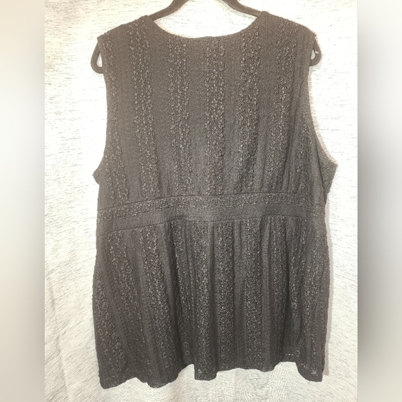 Lane Bryant 22/24 Peplum Sleeveless Black Top Lace V-Neck Empire Waist - Picture 2 of 7